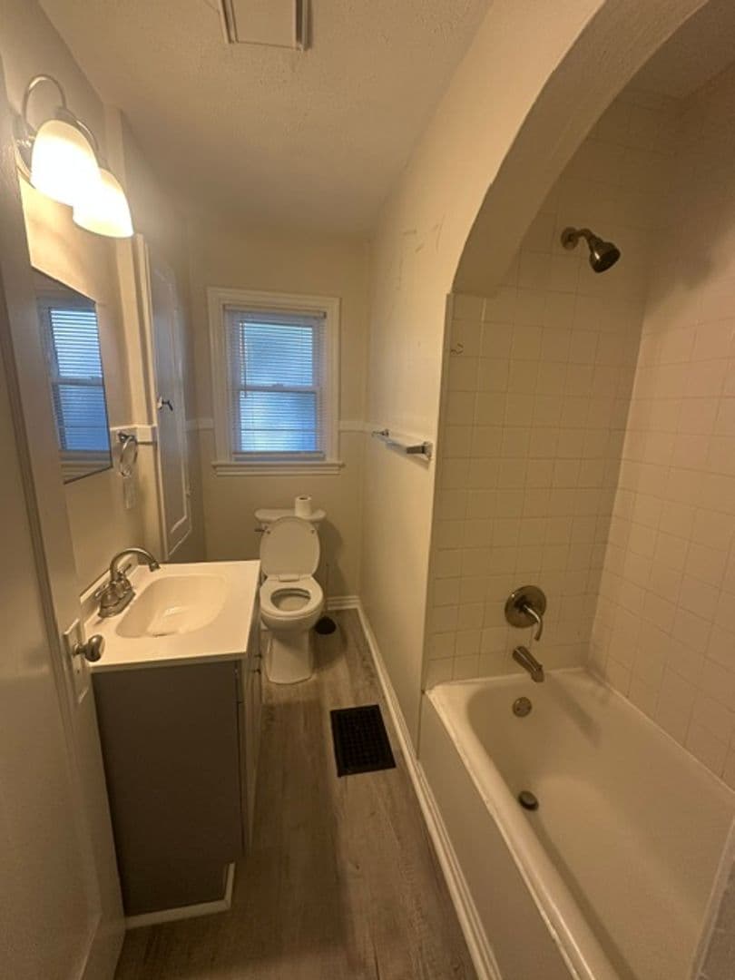 INDIANAPOLIS Apartment: Unit 225