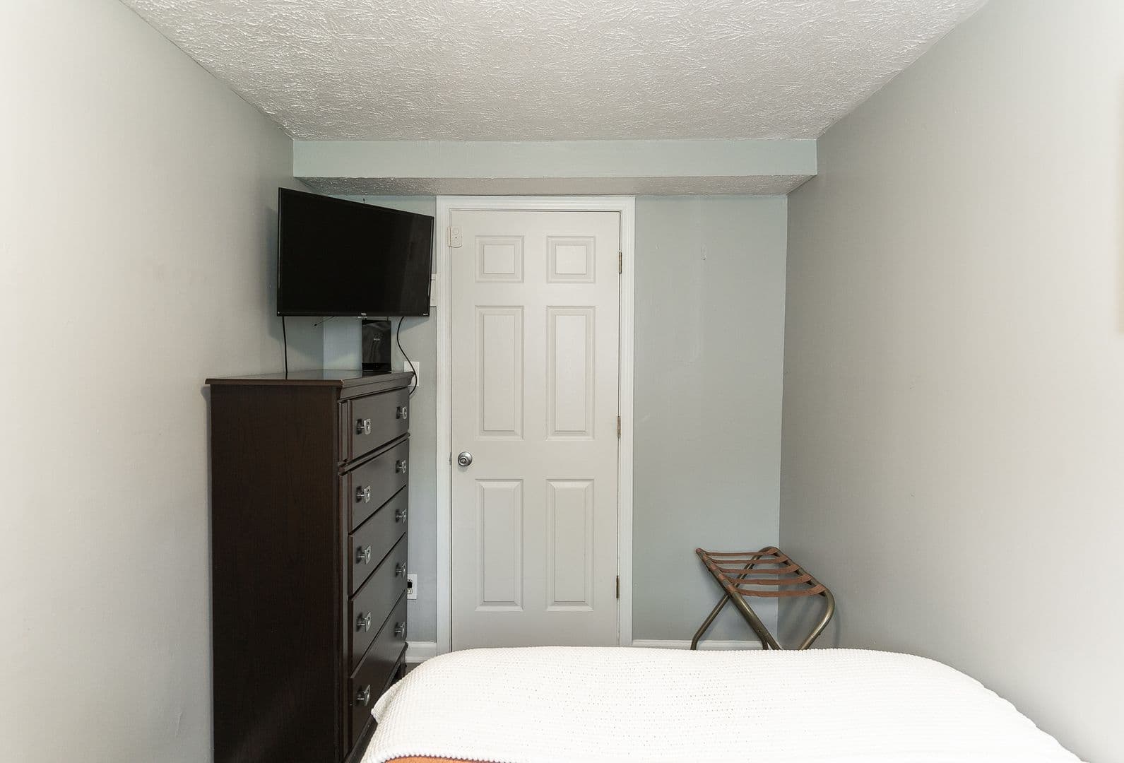 Indianapolis Apartment: 6007 N College Ave