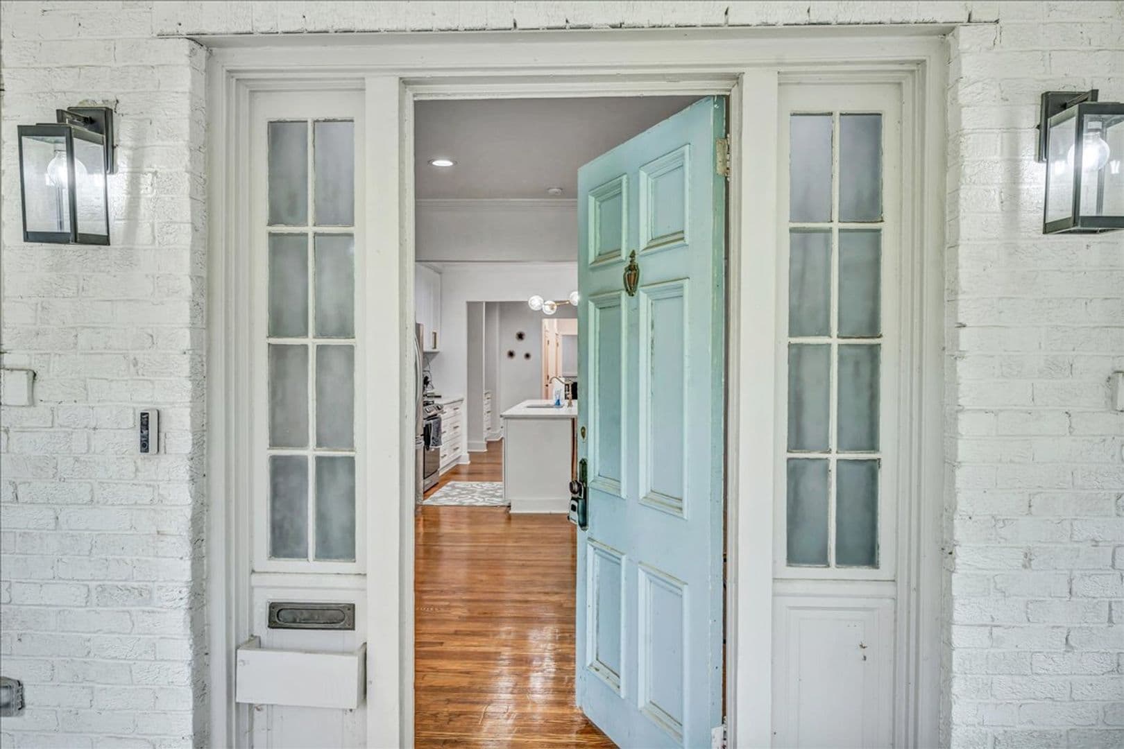 Macon House: 318 Corbin Ave