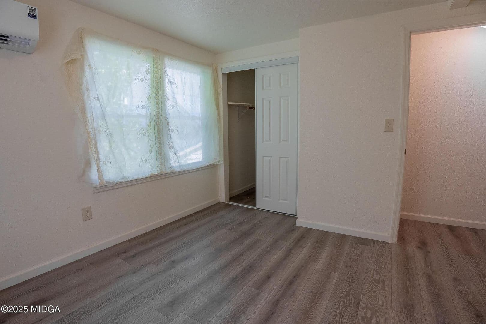 Macon House: 760 Cowan St. Unit B