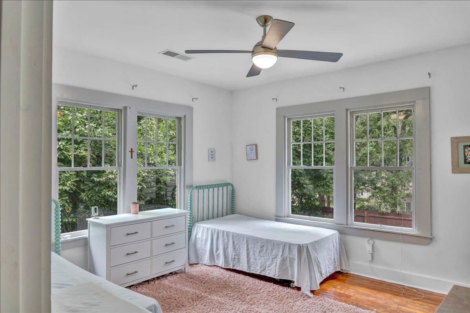 Macon House: 318 Corbin Ave