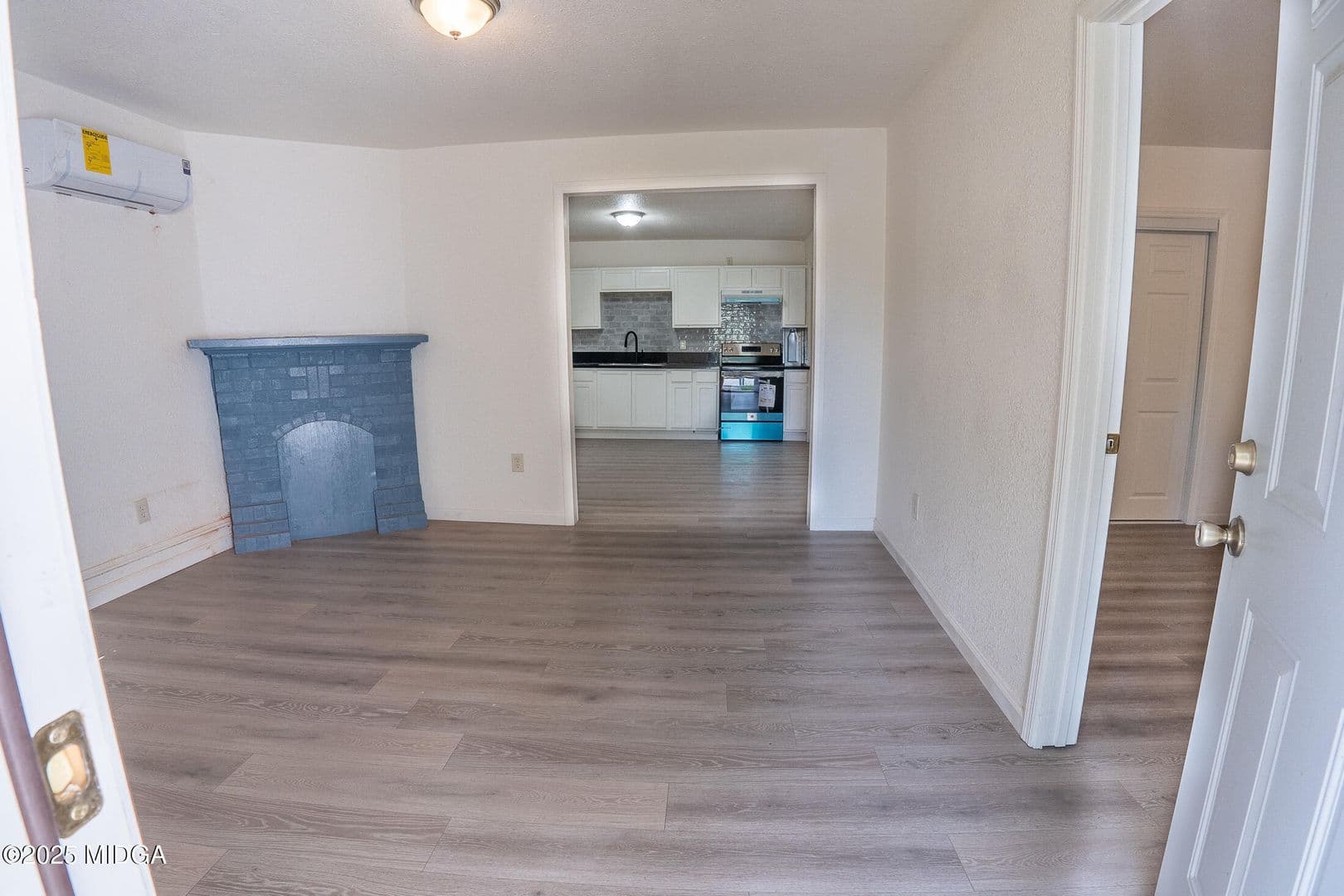 Macon House: 760 Cowan St. Unit A