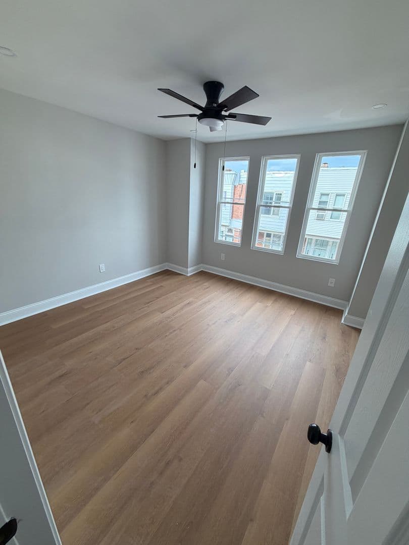 Philadelphia House: 1427 S Etting St