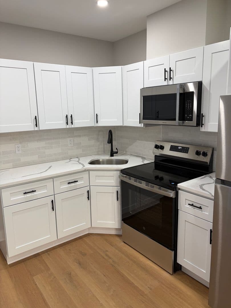 Philadelphia House: 1547 N Frazier St