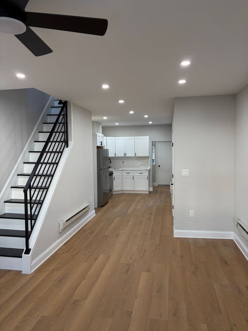 Philadelphia House: 1549 N Frazier St