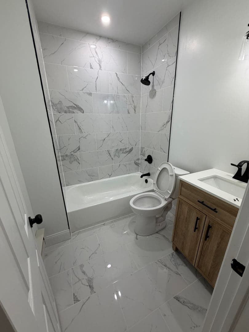 Philadelphia House: 1427 S Etting St
