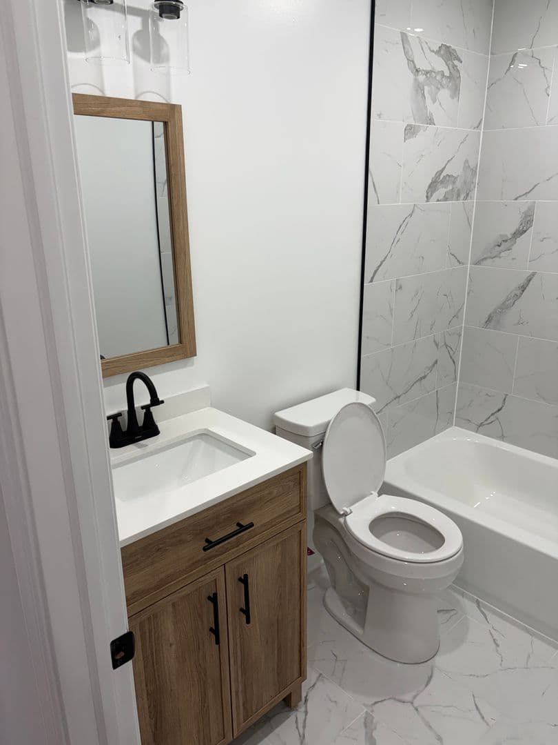 Philadelphia House: 1547 N Frazier St