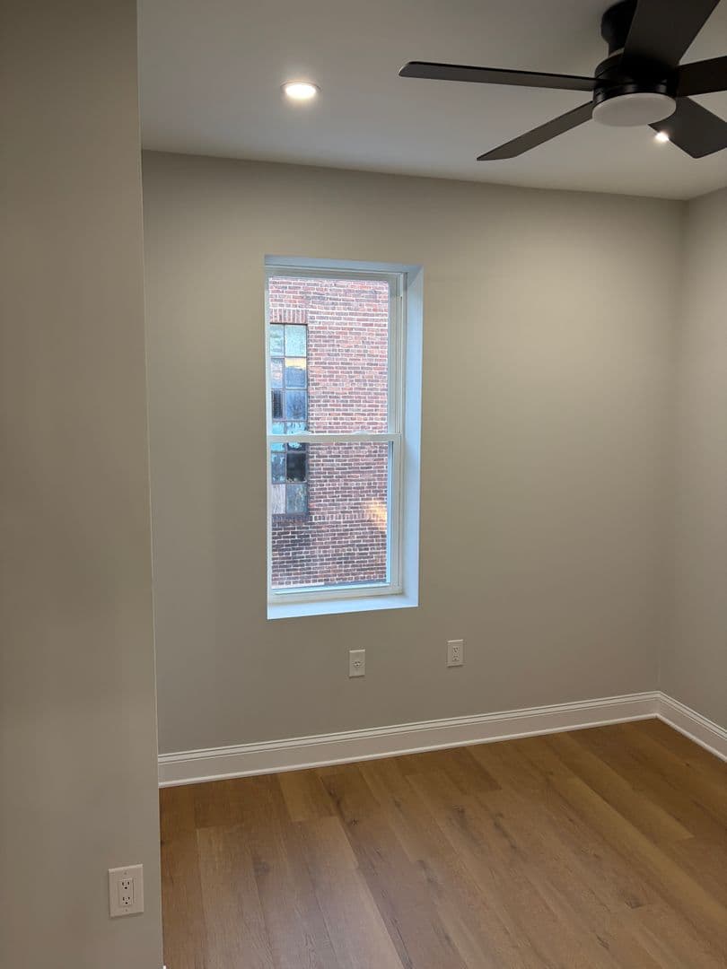 Philadelphia House: 1549 N Frazier St