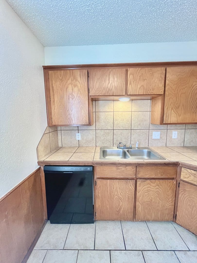 Norman Apartment: 233 Chalmette