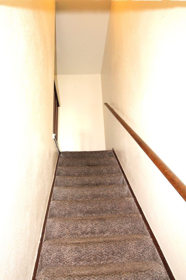 Norman Apartment: 1901 E Lindsey