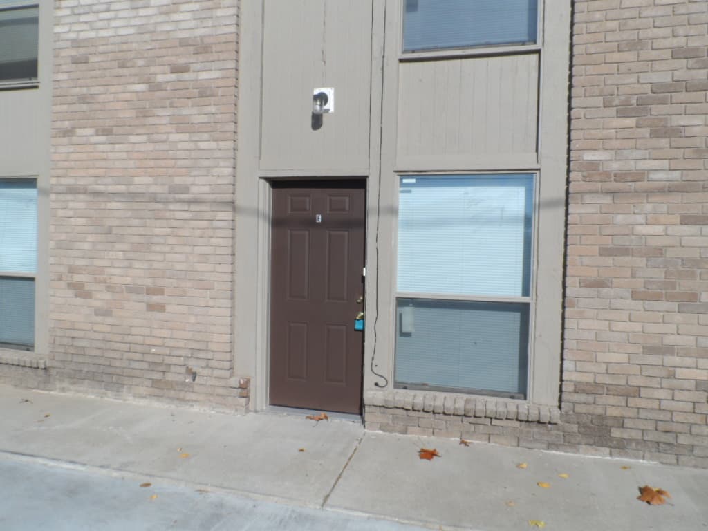 Oklahoma City Apartment: 2504 N Hudson