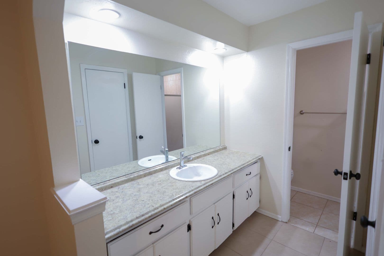 Norman House: 1808 Ridgewood Dr