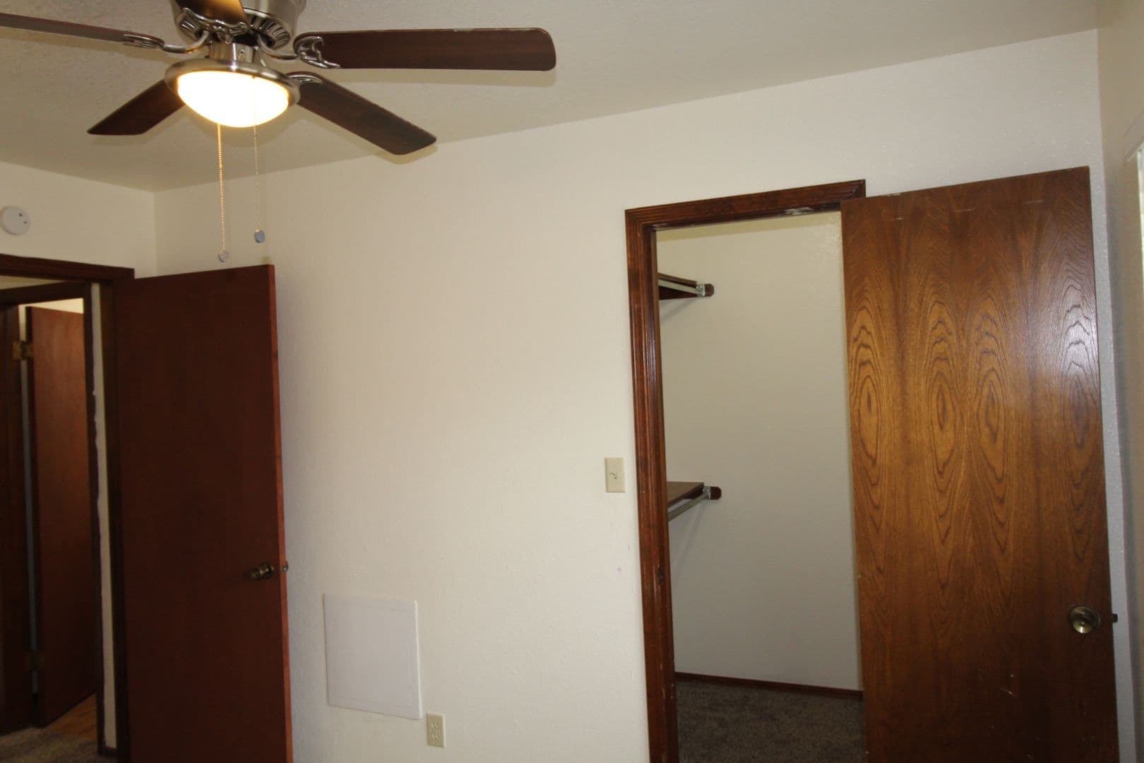 Norman Apartment: 1901 E Lindsey