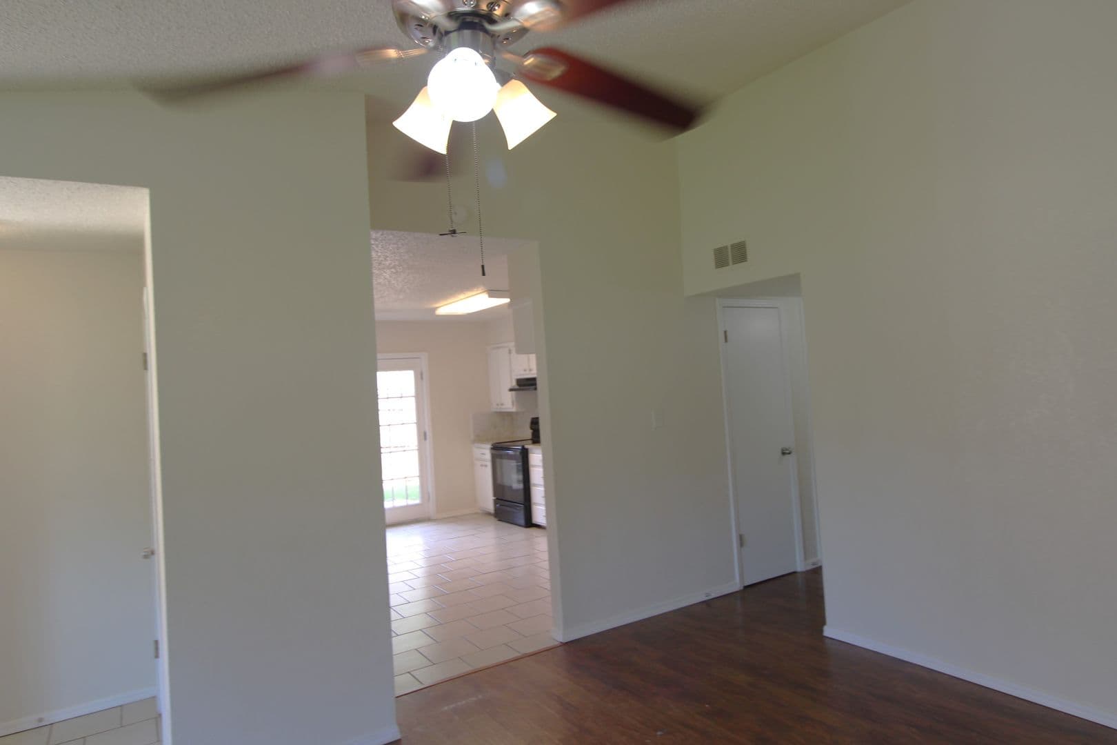 Noble House: 121 Stonewood