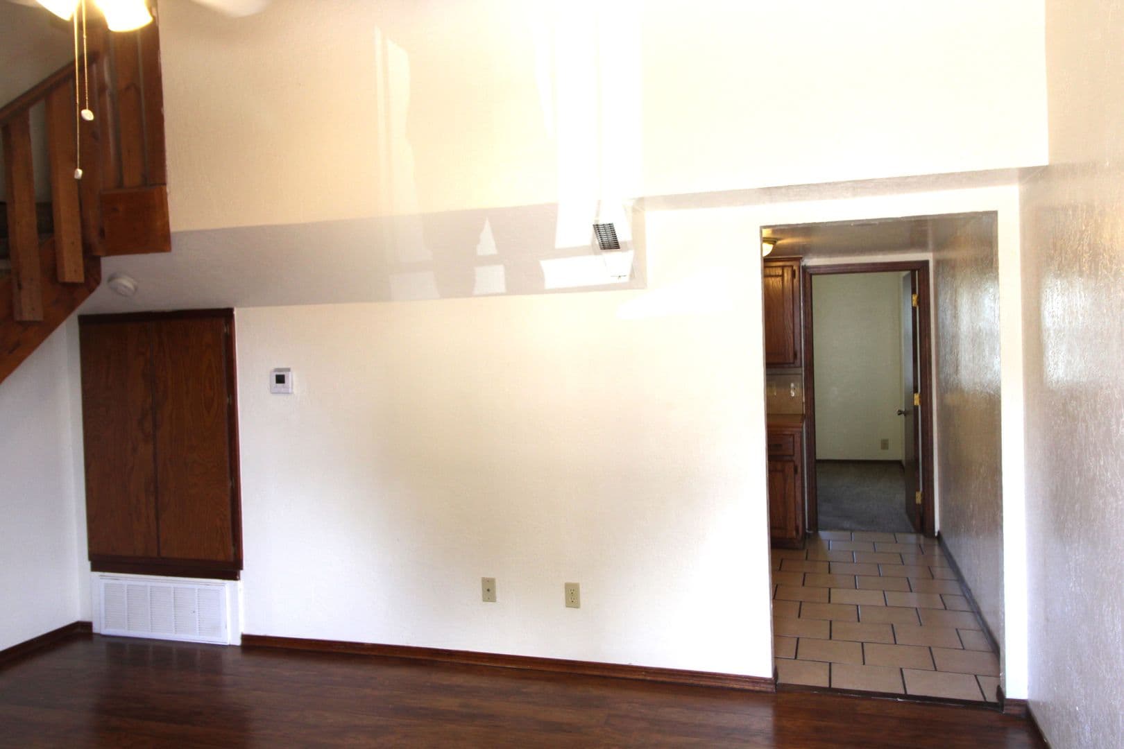 Norman Apartment: 1901 E Lindsey