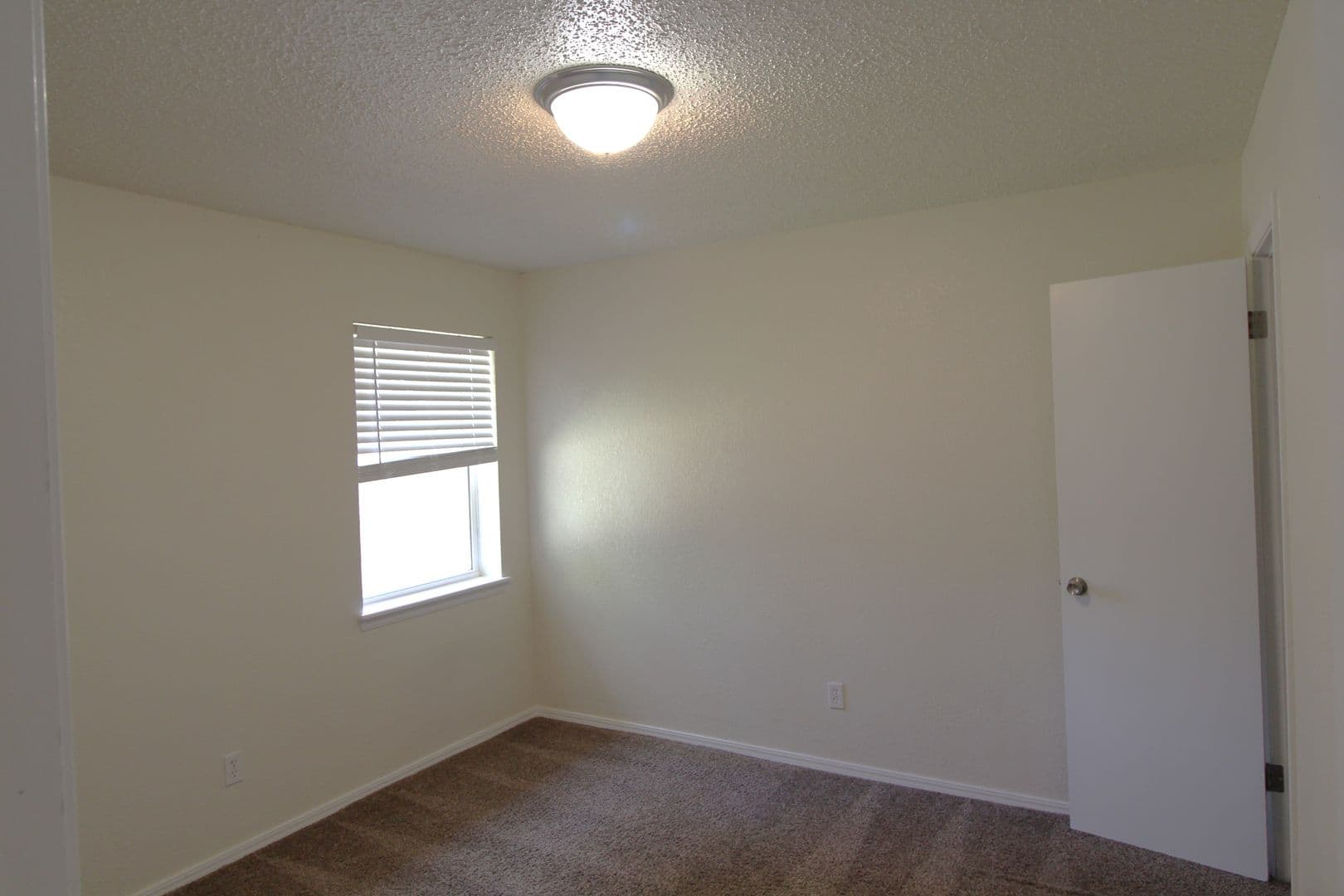Noble House: 121 Stonewood