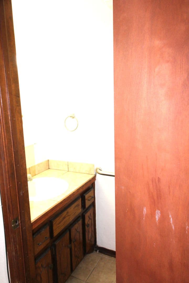 Norman Apartment: 1901 E Lindsey