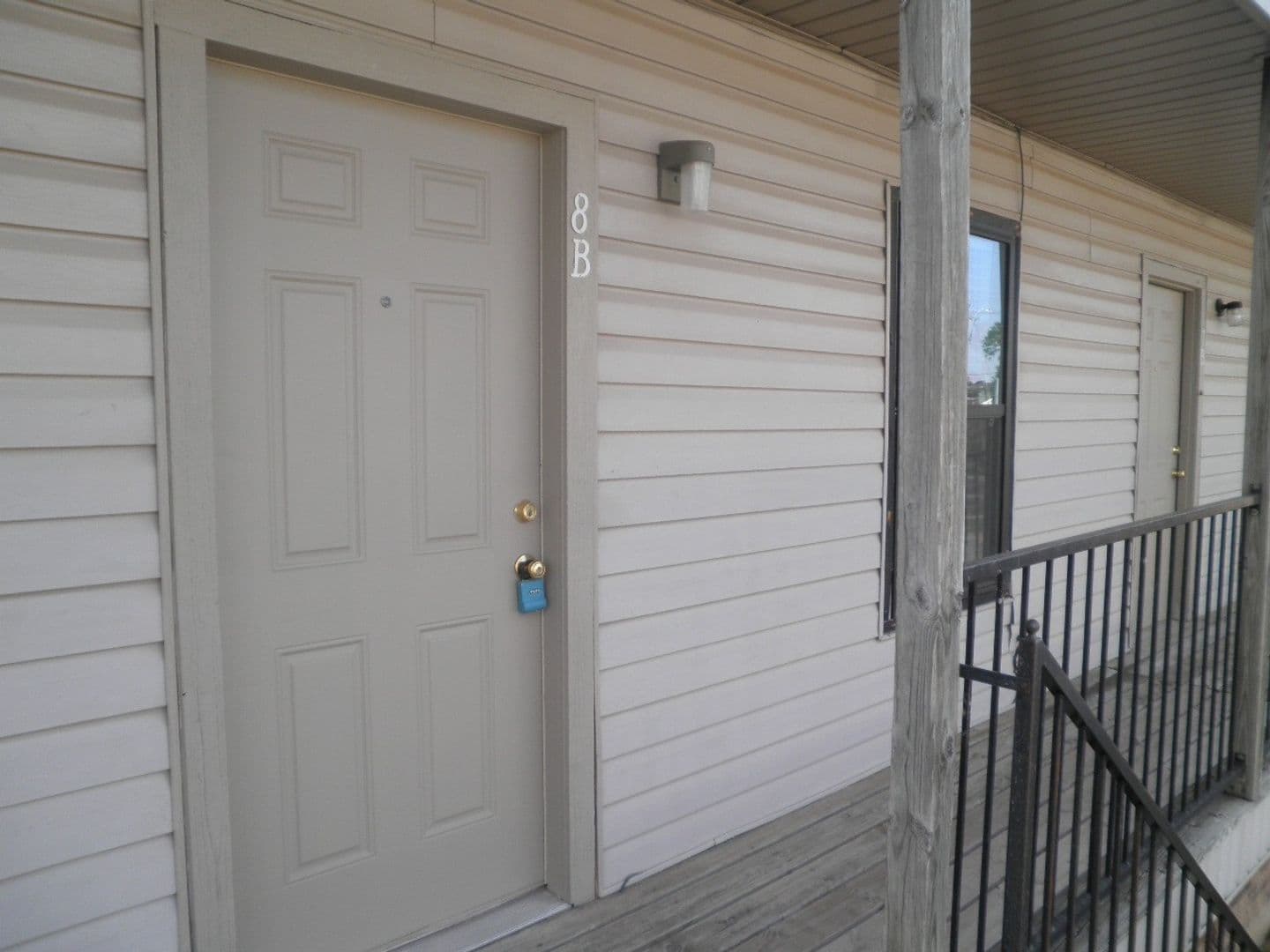 Norman Apartment: 1901 E Lindsey