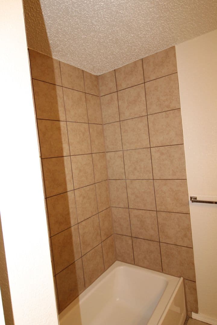 Noble House: 121 Stonewood