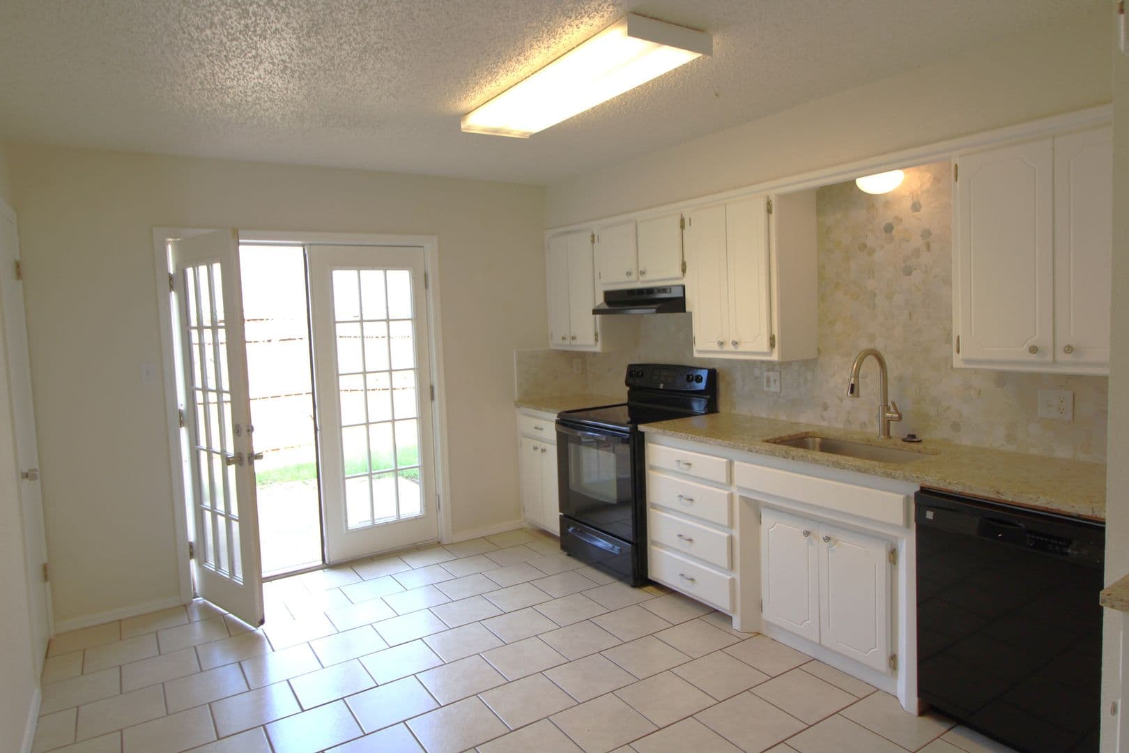 Noble House: 121 Stonewood
