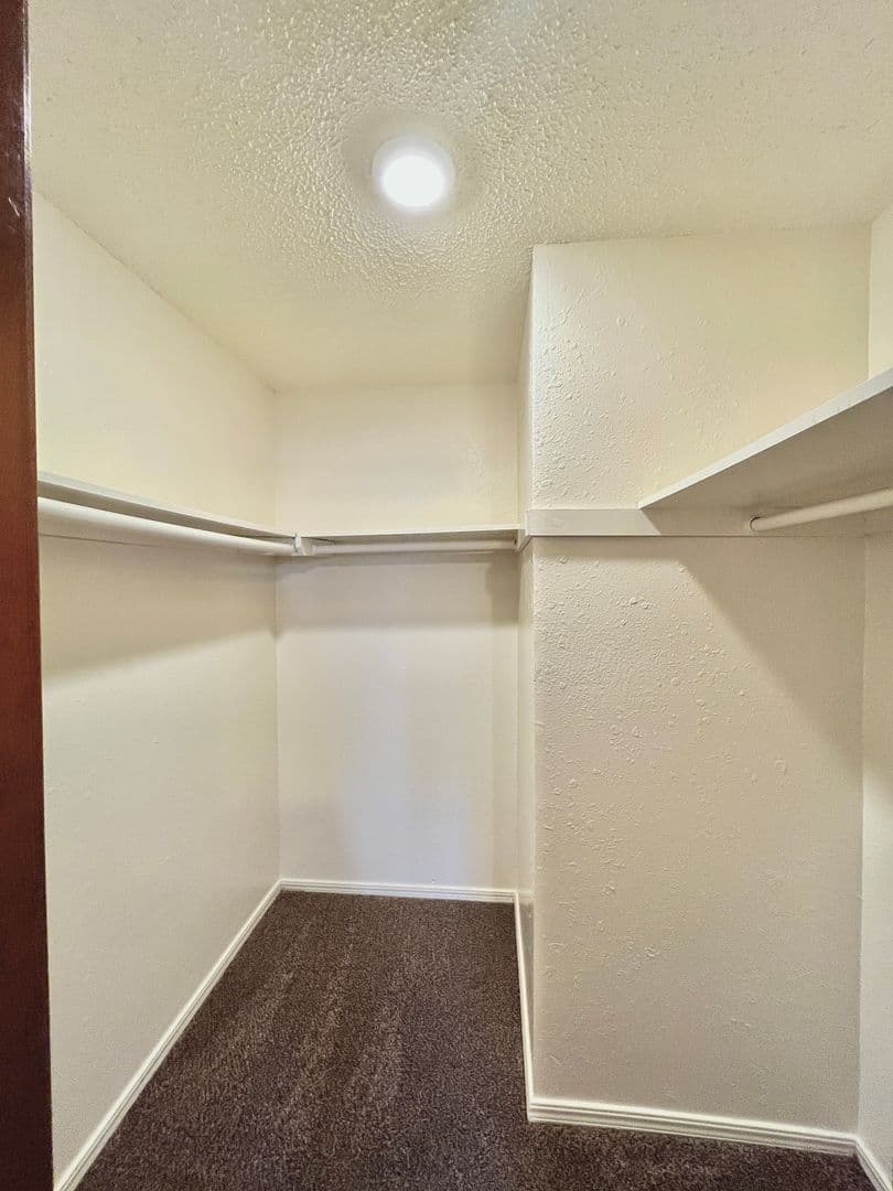 Norman Apartment: 233 Chalmette