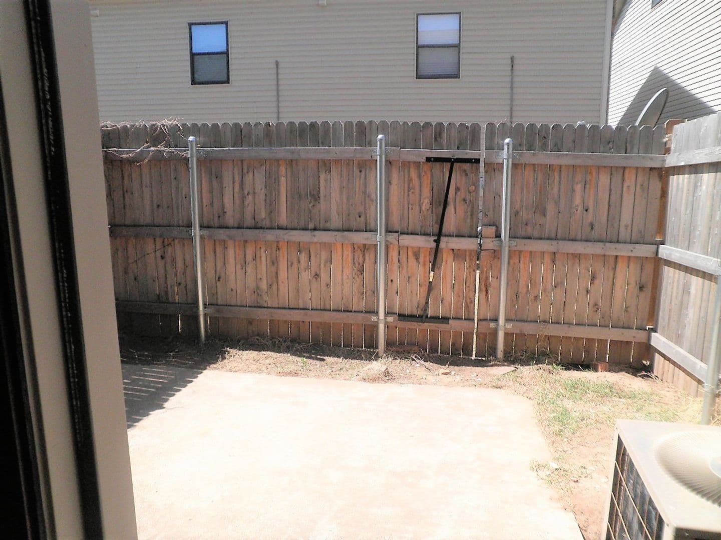 Norman Apartment: 1901 E Lindsey