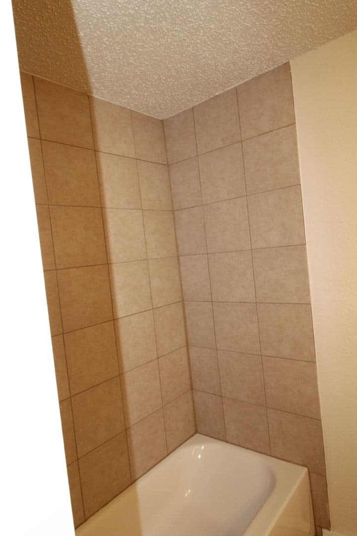 Noble House: 121 Stonewood