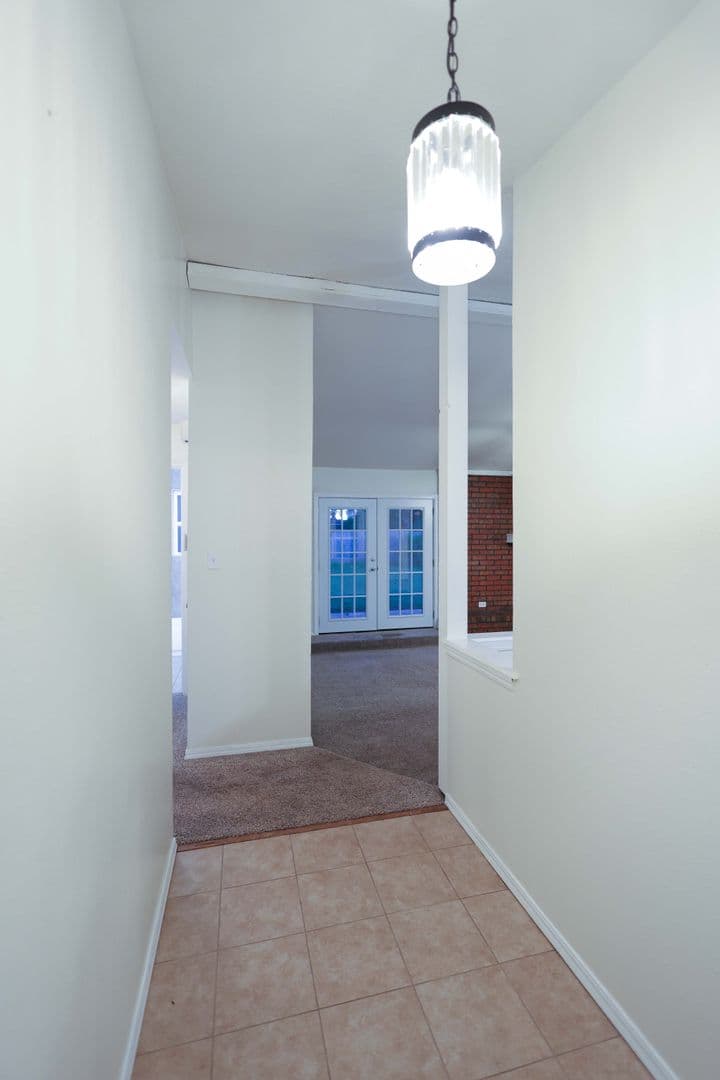 Norman House: 1808 Ridgewood Dr