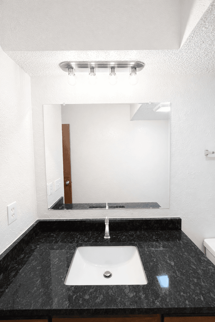 Norman Apartment: 233 Chalmette