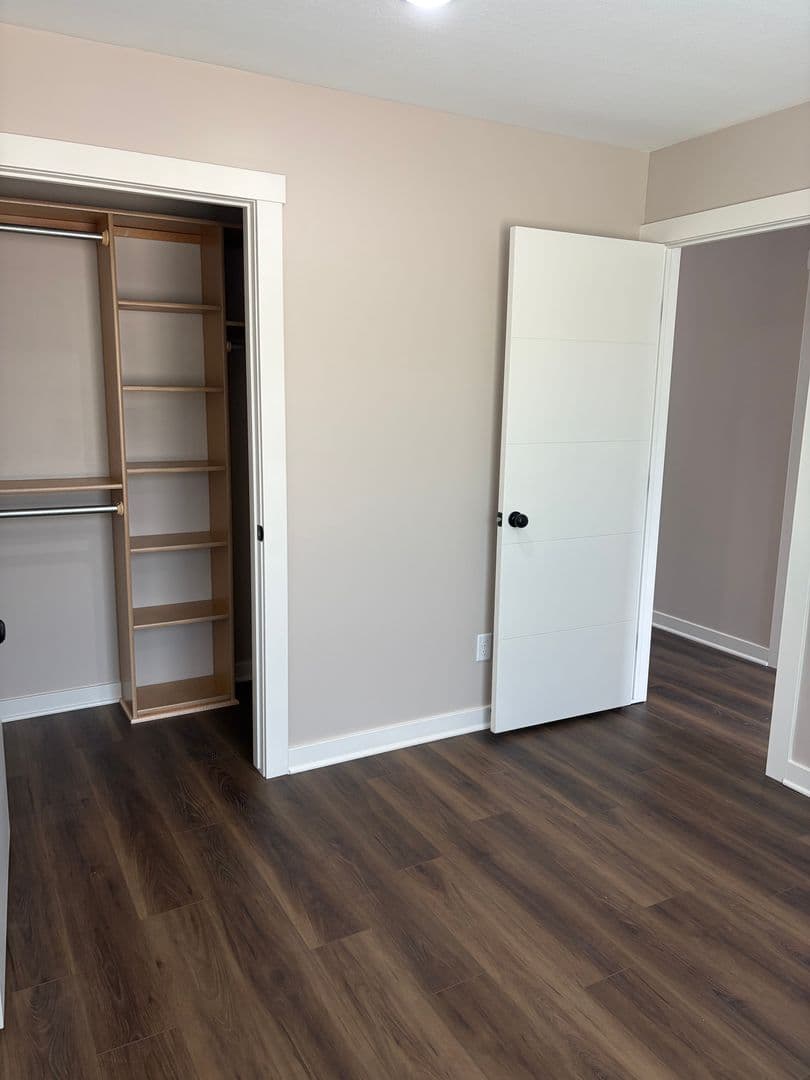 BEL AIRE Apartment: 4634-36 E 45TH ST N