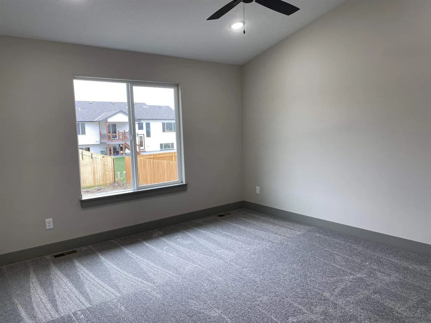 BEL AIRE House: 8585 E CHRIS