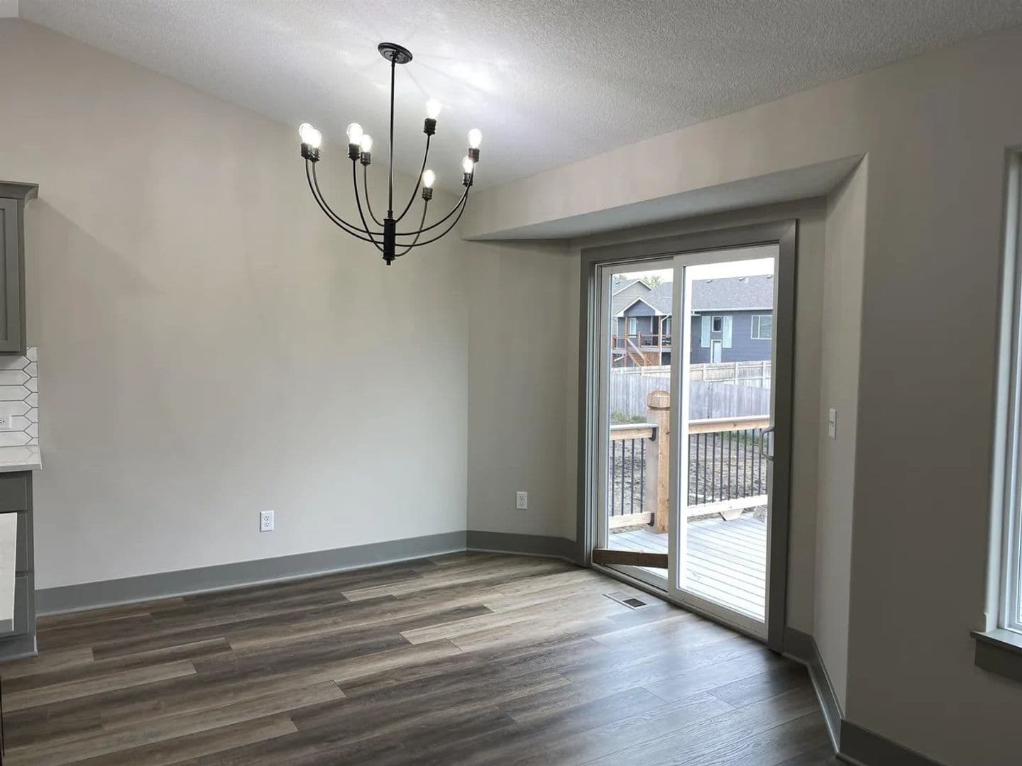 BEL AIRE House: 8585 E CHRIS
