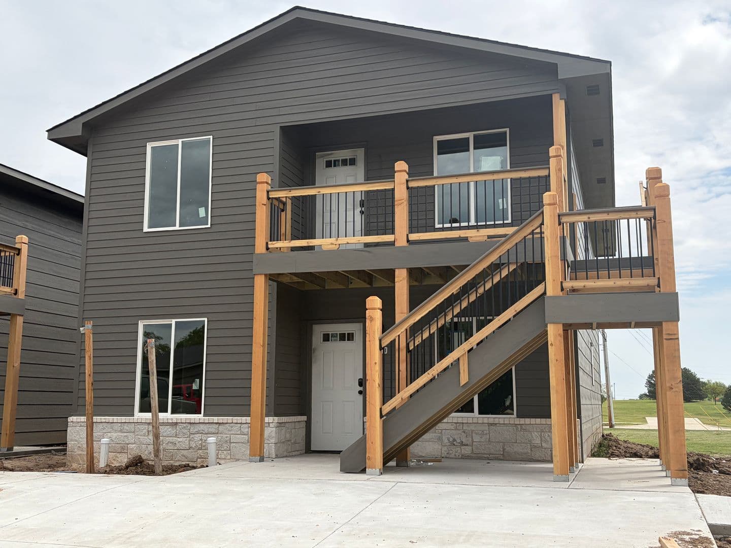 BEL AIRE Apartment: 4610-12 E 45TH ST N