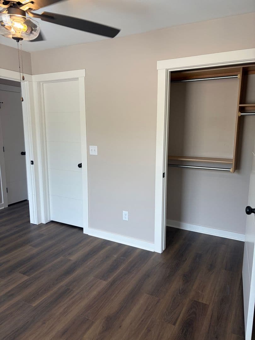 BEL AIRE Apartment: 4634-36 E 45TH ST N