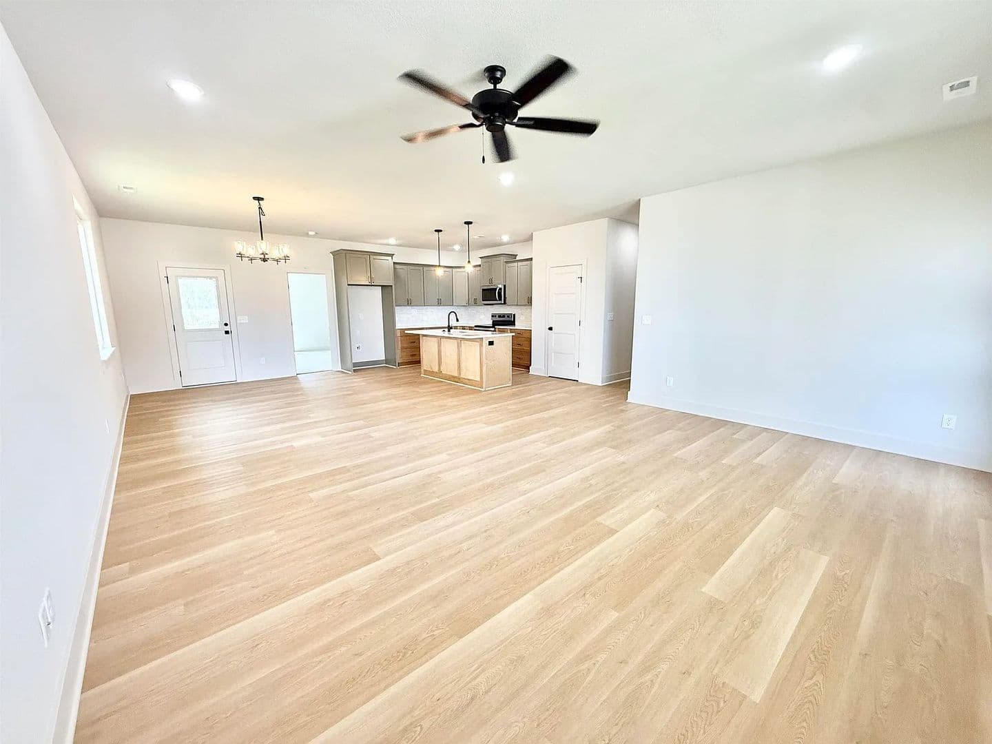 BEL AIRE House: 5408 N TOBEN CT