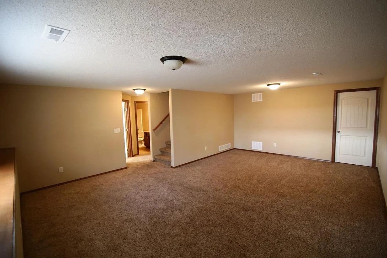 BEL AIRE Apartment: 5245-47 N LYCEE CIR