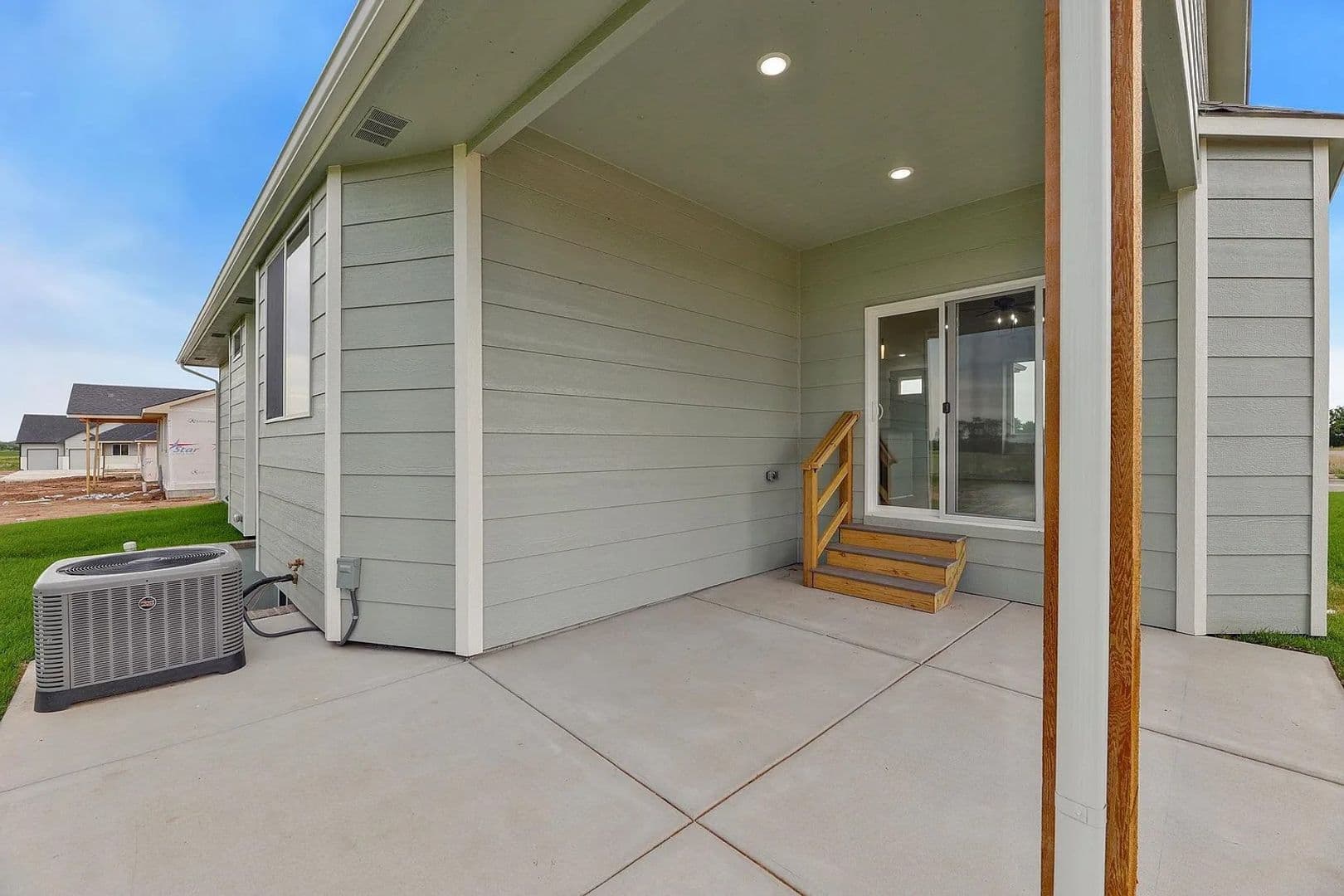 WICHITA House: 5424 W 42ND ST S