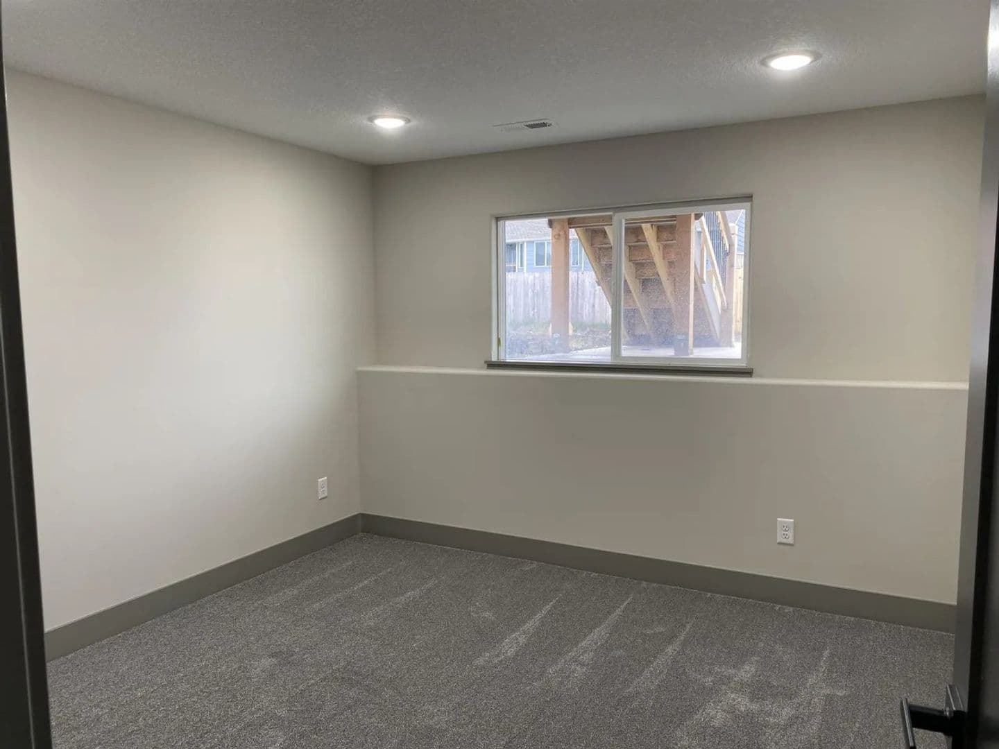BEL AIRE House: 8585 E CHRIS