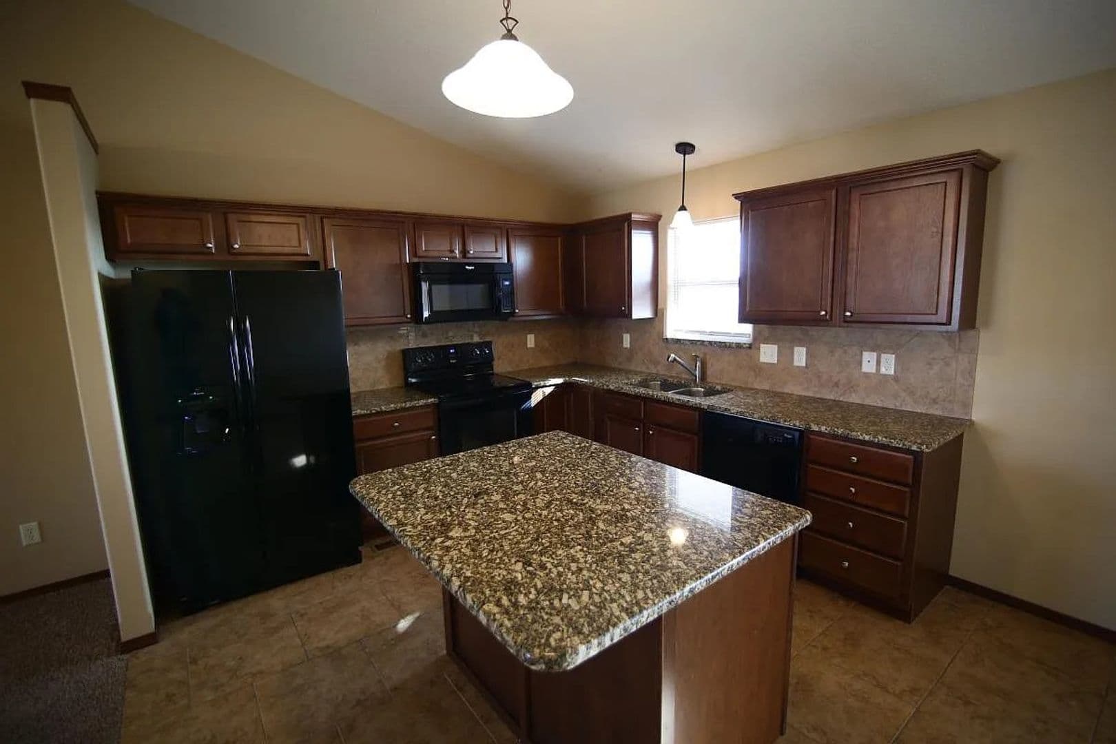 BEL AIRE Apartment: 5245-47 N LYCEE CIR