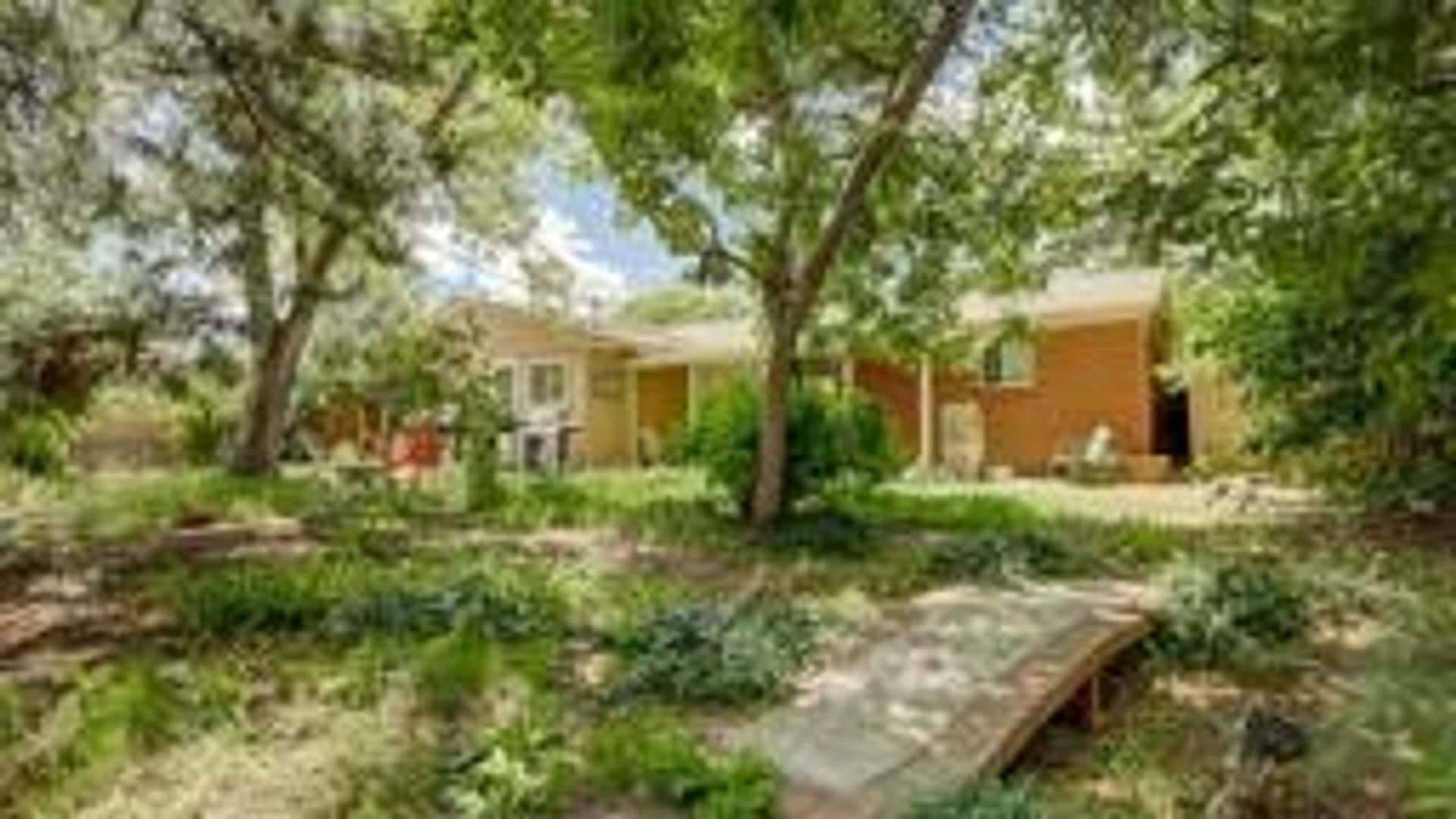 Boulder House: 930 35th Street