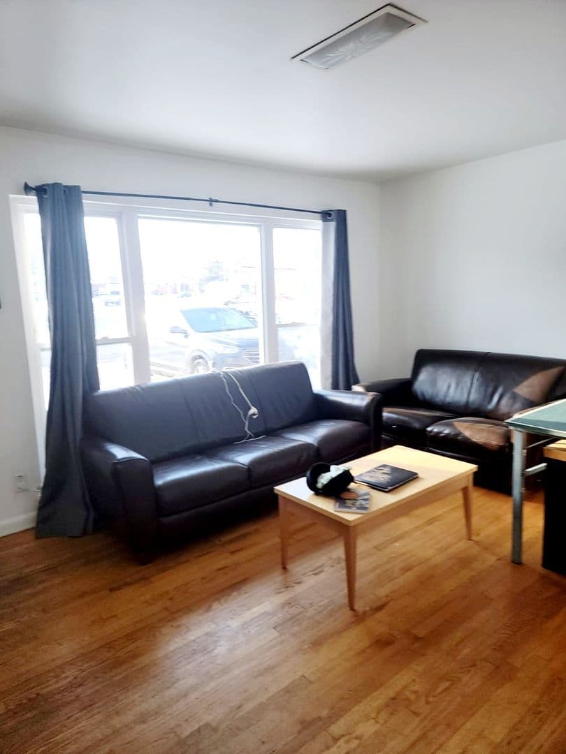 Boulder House: 100 S 31ST STREET