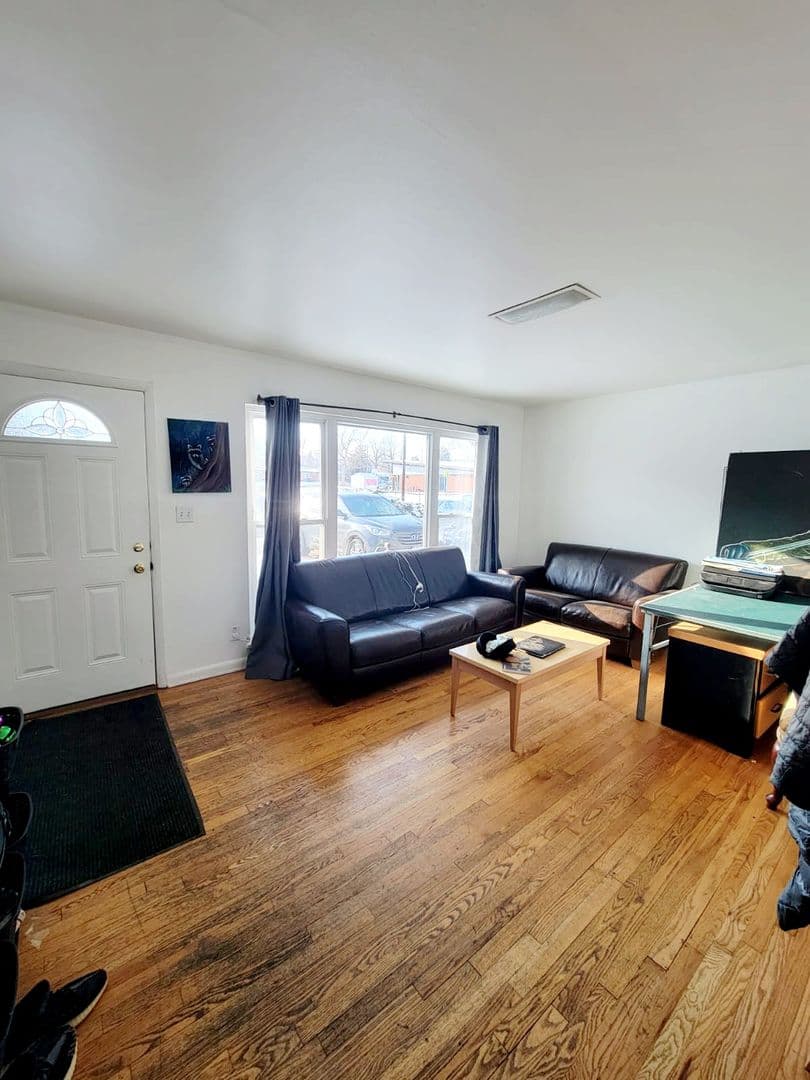 Boulder House: 100 S 31ST STREET