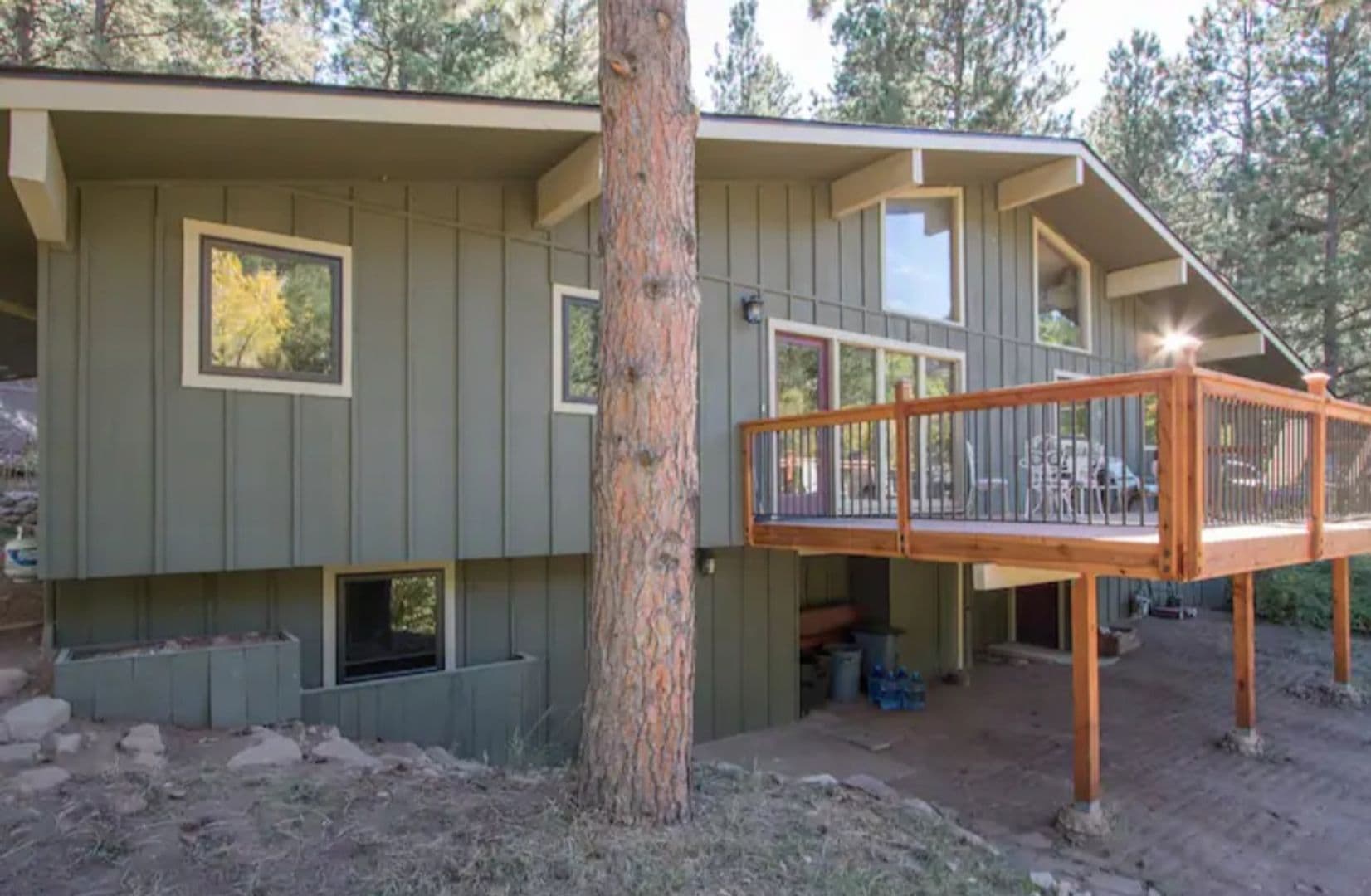 Boulder House: 853 Wagonwheel Gap Rd
