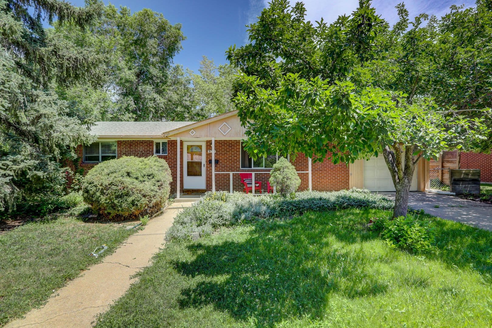 Boulder House: 930 35th Street