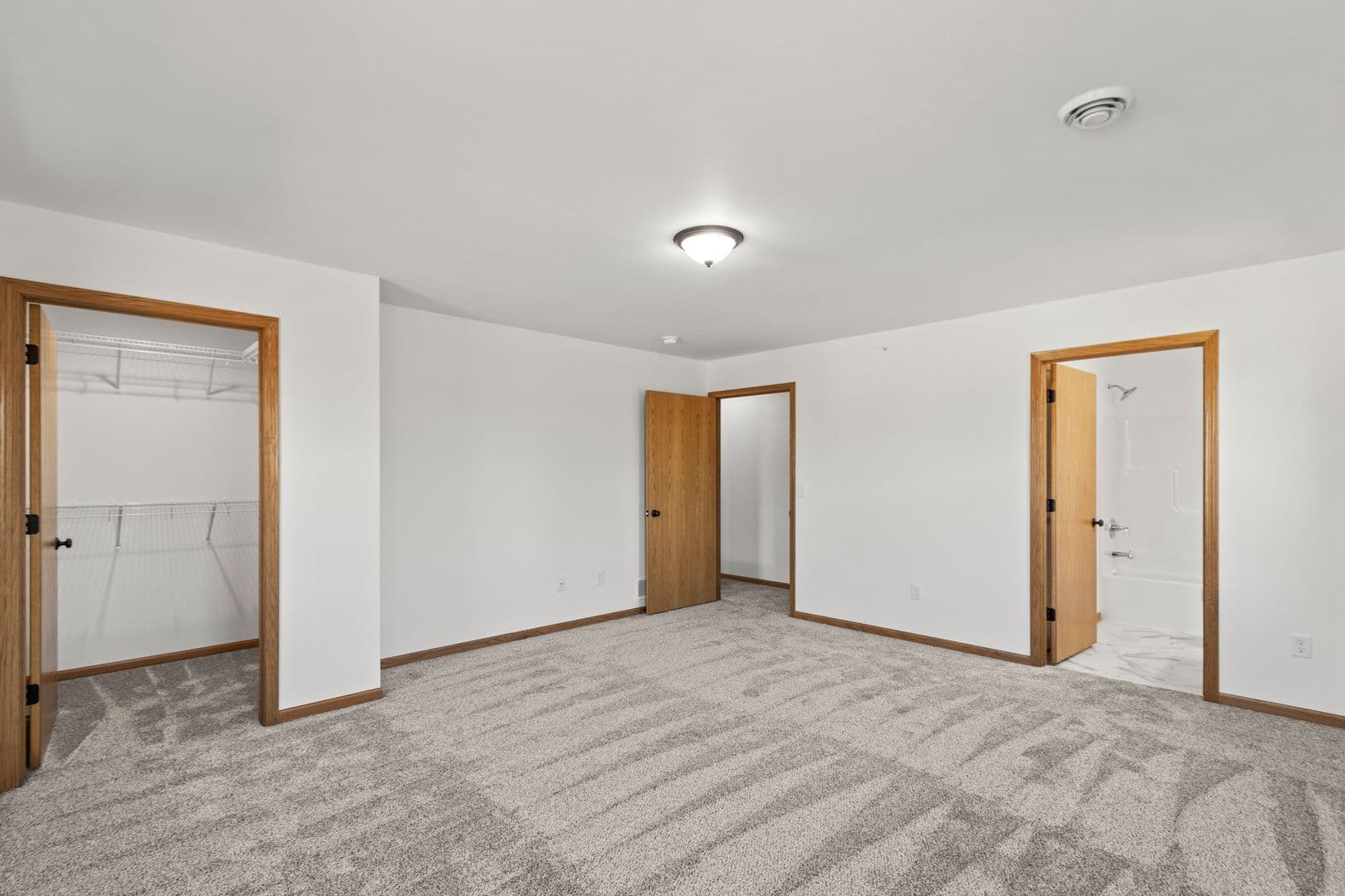 Janesville Apartment: 200-214 Walker Street
