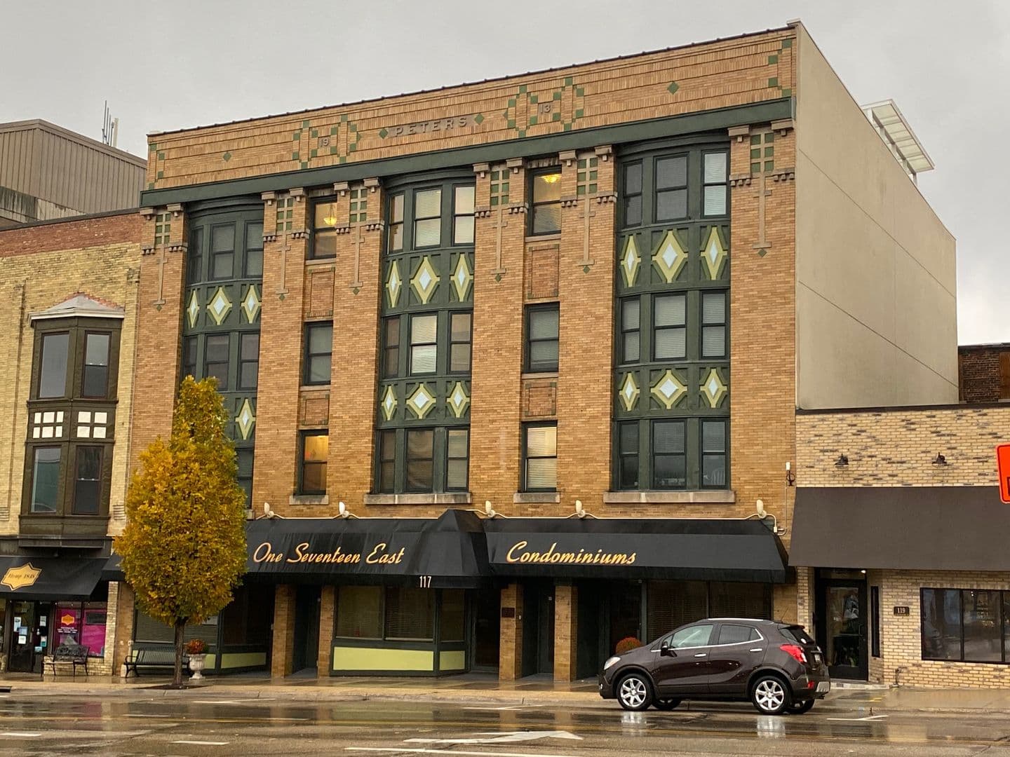 Janesville Apartment: 117 E. Milwaukee St.