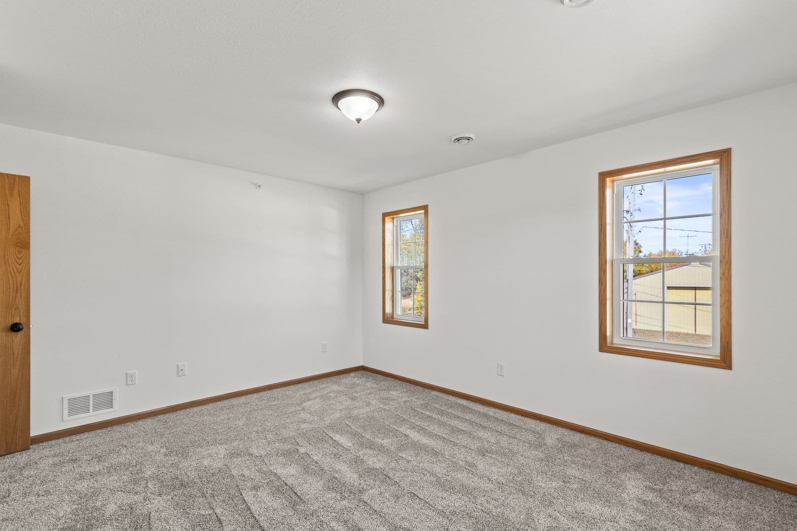 Janesville Apartment: 200-214 Walker Street