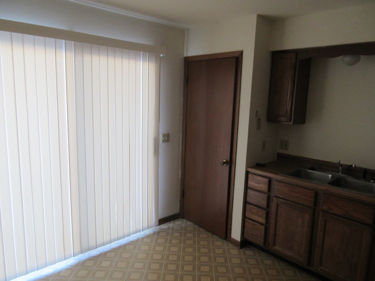 Milton Apartment: 891 Parkview Drive
