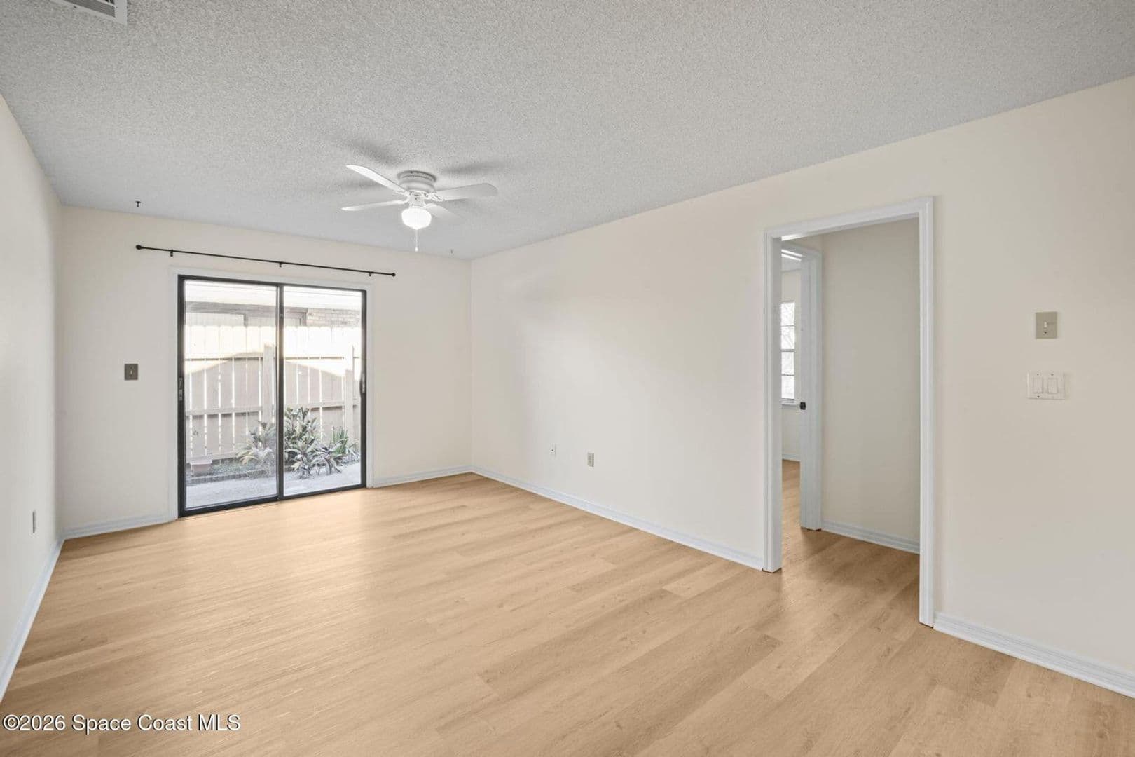 Melbourne House: 1780 Stewart Pl