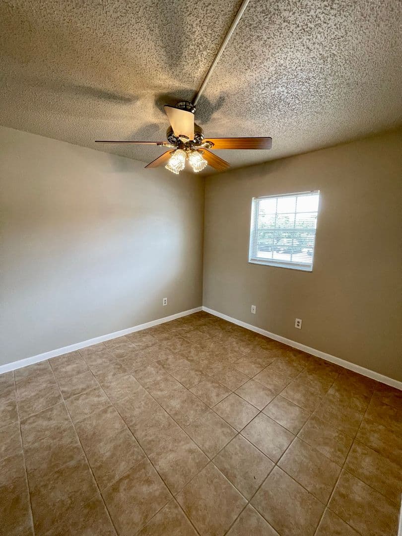 Palm Bay House: 1664 Sunny Brook Lane NE